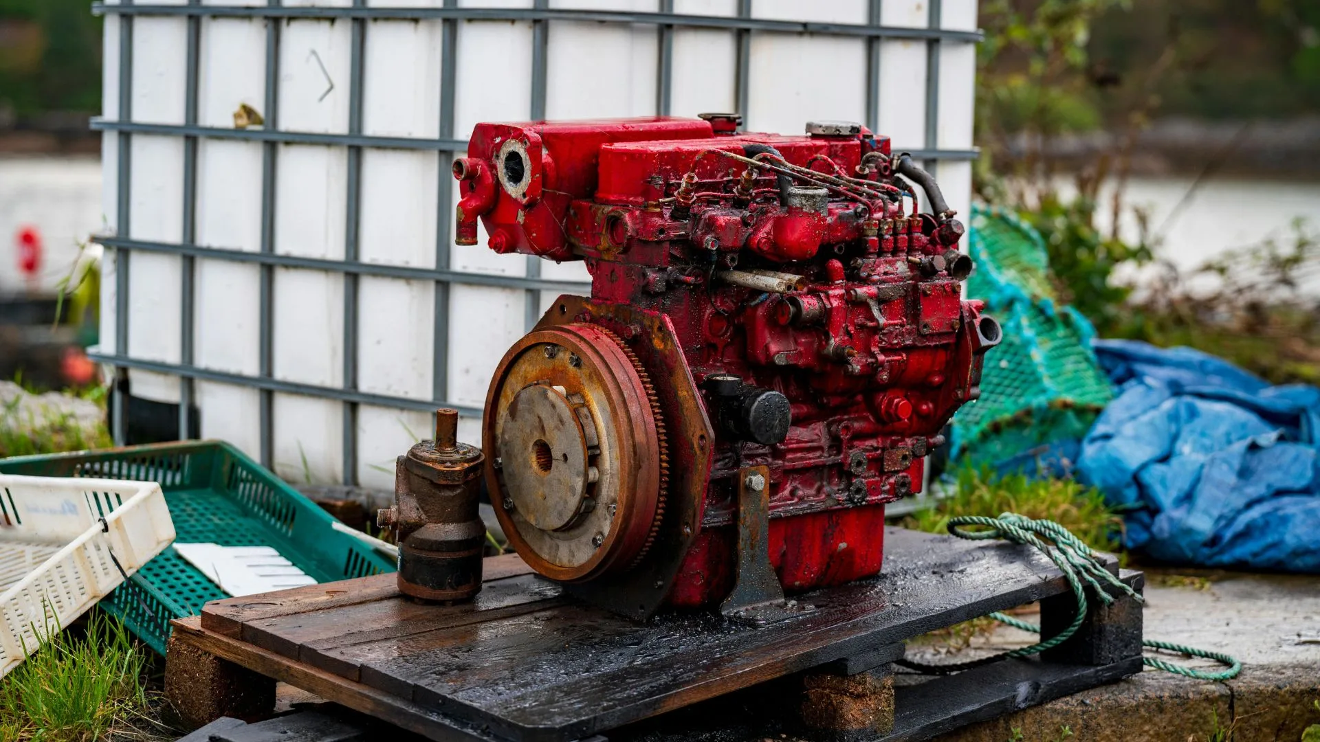 What Is the Difference Between a Vertical Shaft Engine and a Horizontal Shaft Engine?