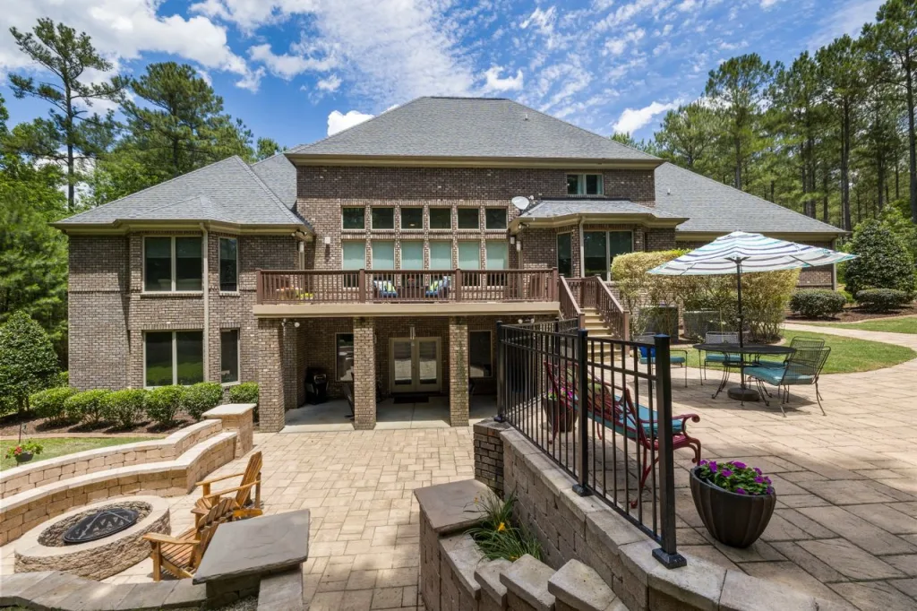 Why Backyards Are In Top Trend
