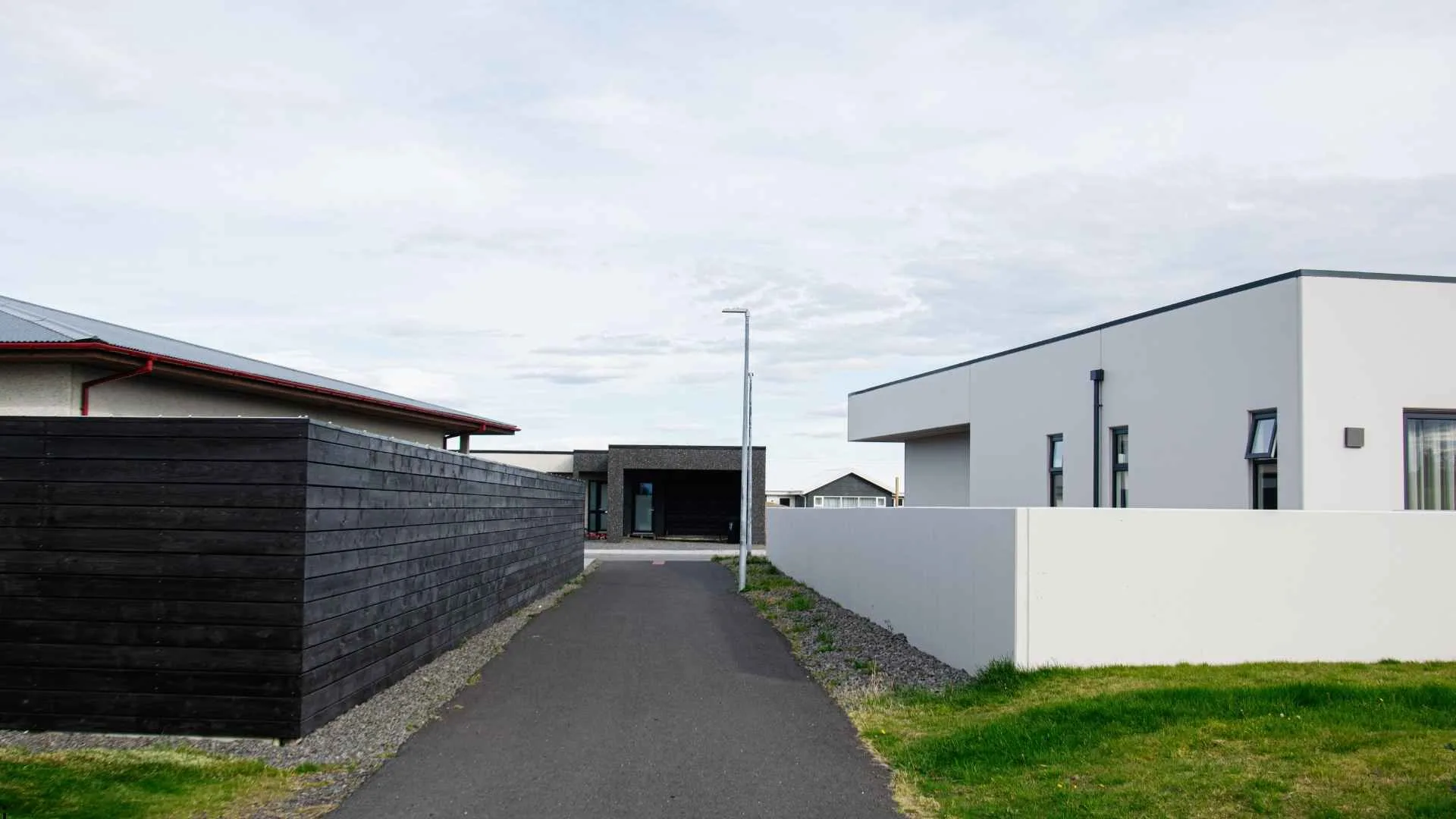 Contemporary Urban Fencing