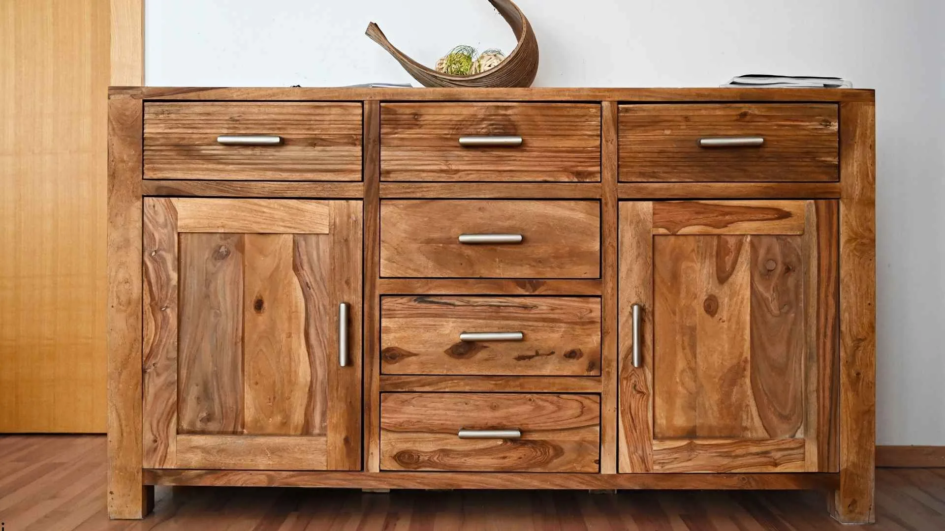 How to Choose a Chest of Drawers That Balances Storage and Style