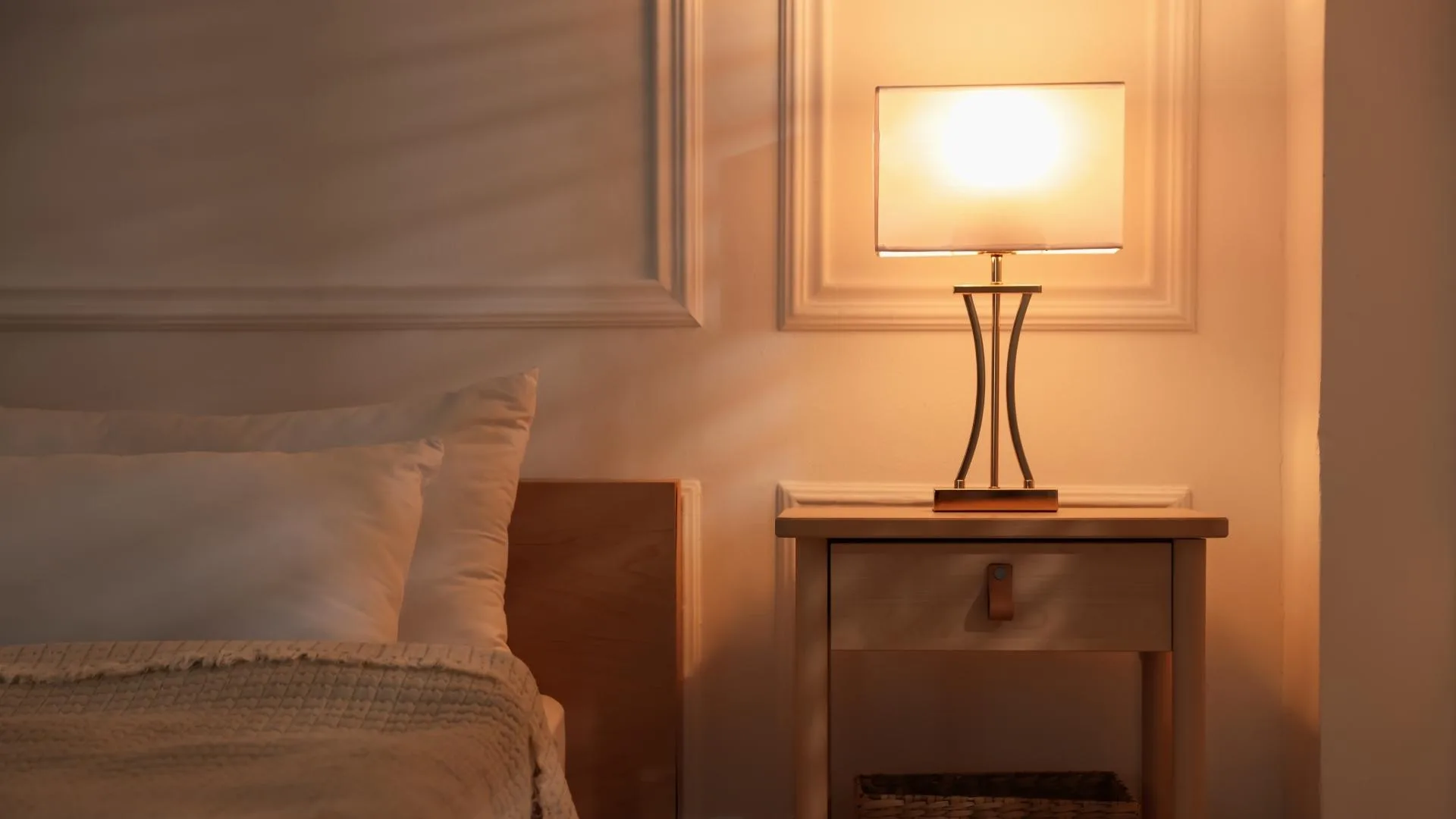 Rechargeable Lamps