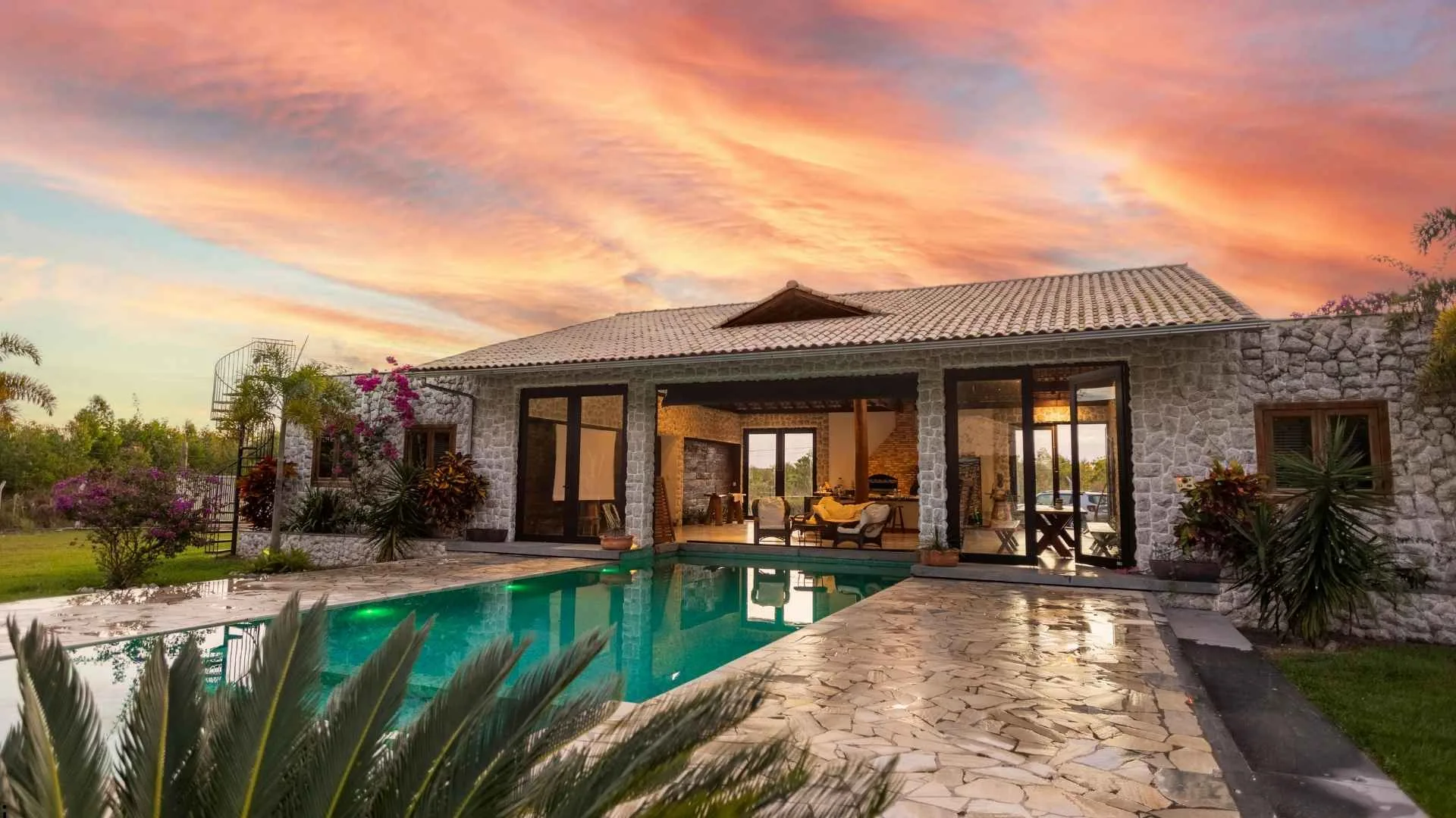 Ways to Get a Luxurious Look for Your Home While Spending Less