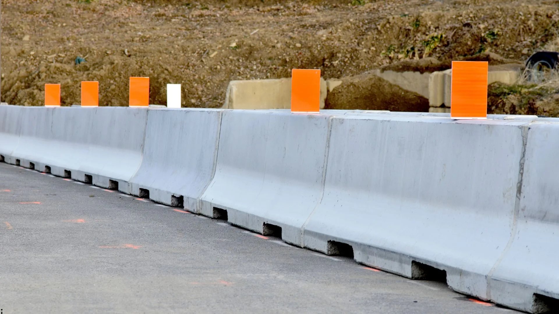 Concrete Barriers for Perimeter Protection and Road Safety