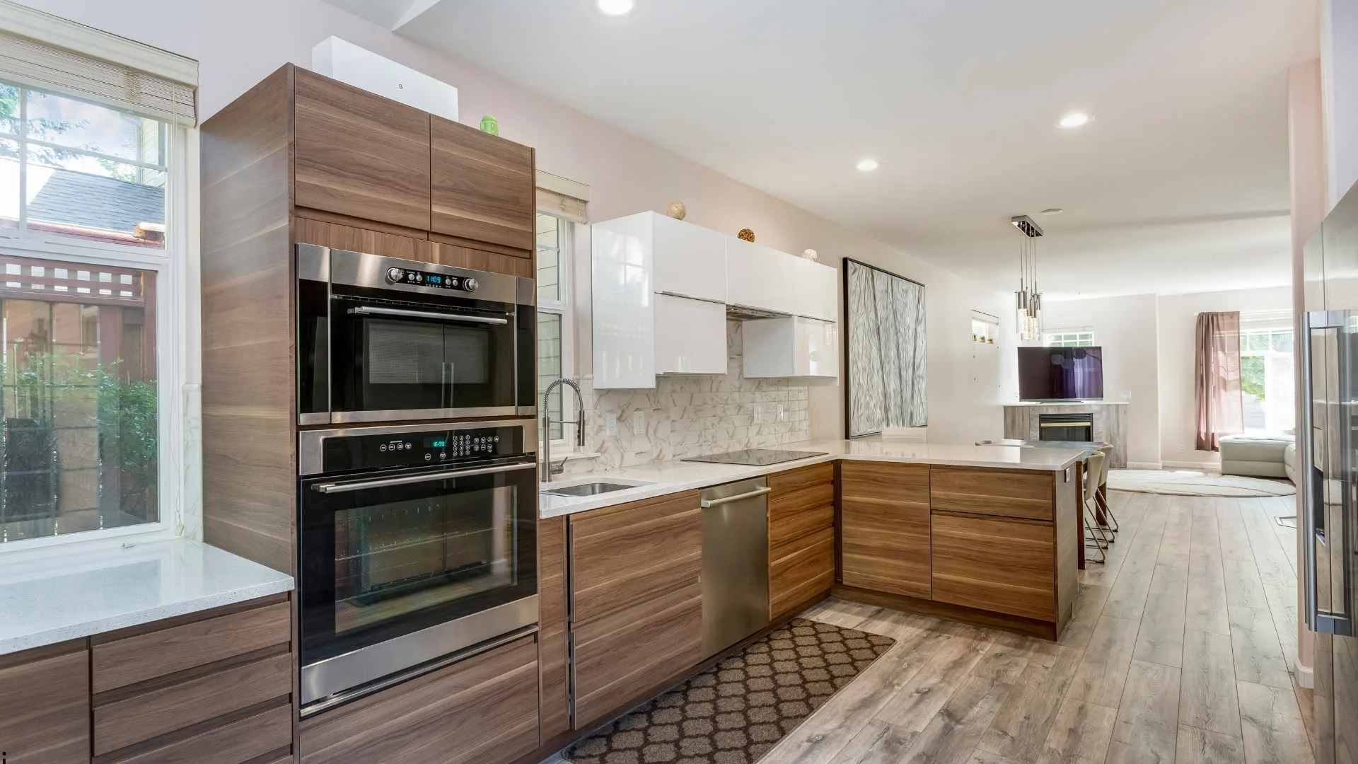 Custom Kitchen Remodeling