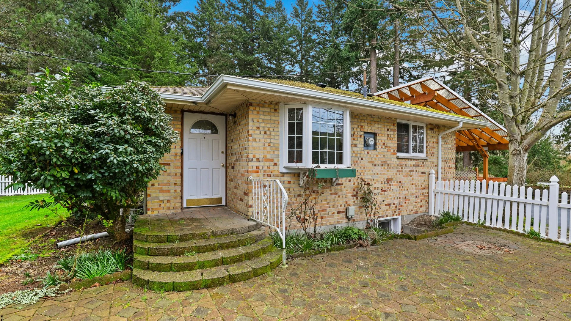 Exterior Issues to Check Before You Buy