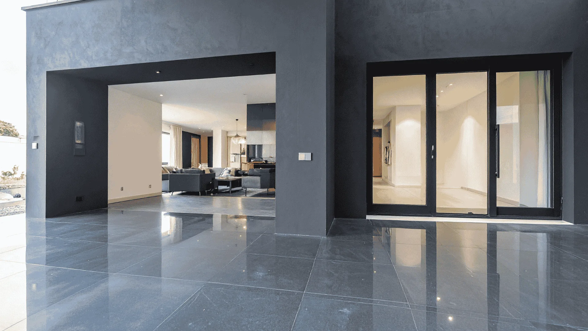 Triple Sliding Doors Improve Space Planning in Contemporary Homes