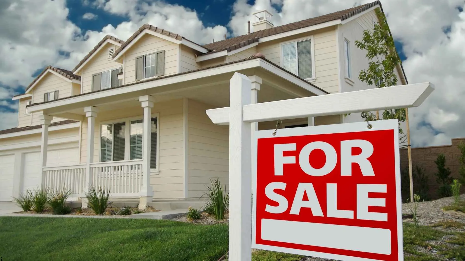 7 Top Reasons to Explore Luxury Homes for Sale with Valley Market Real Estate
