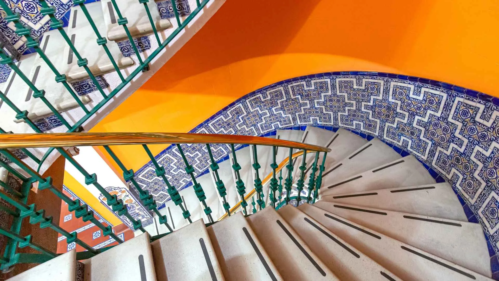 Colonial Mexican Interior Design