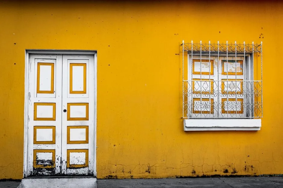 Preparing an Older Home for the Demands of Hurricane Season 