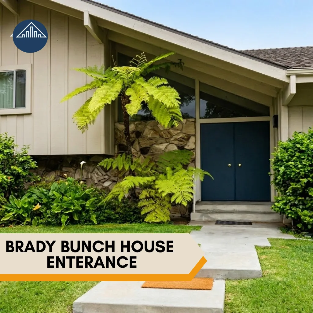 Brady Bunch House: Inside the $3.2 M North Hollywood Mansion 3 Brady Bunch House ENTERANCE