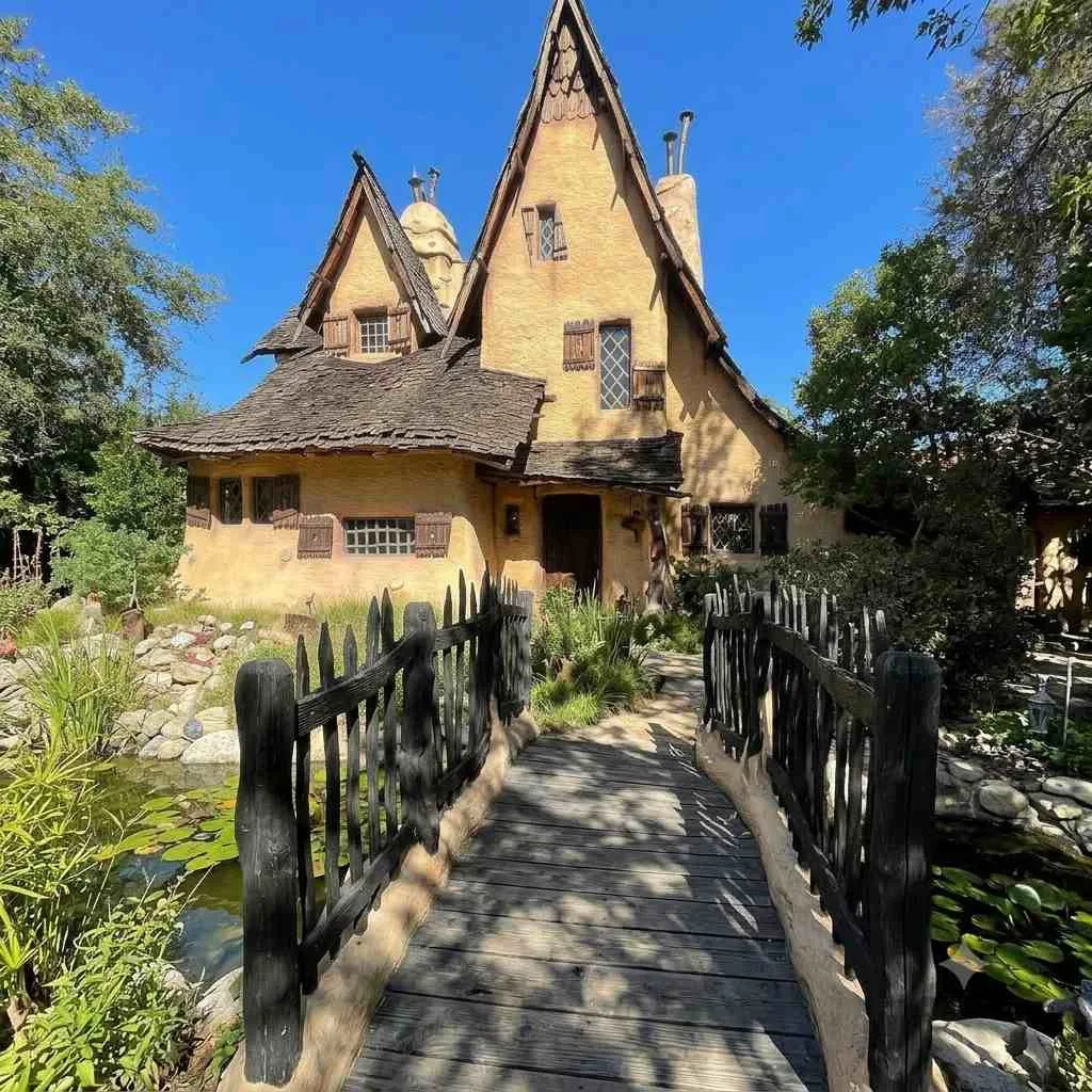Hocus Pocus House The Witch House (310 Essex Street)